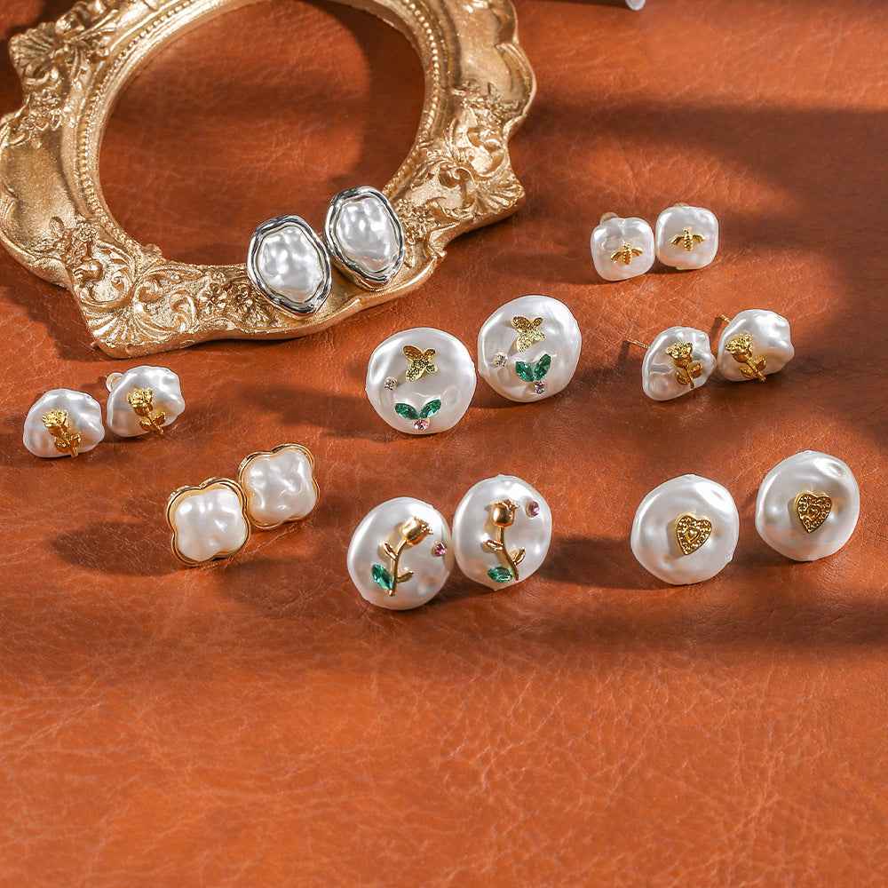 The best-selling Baroque pearl stud earrings S925, with pure silver needles, feature a fashionable and niche design for commuters, giving them an irregular and high-end feel