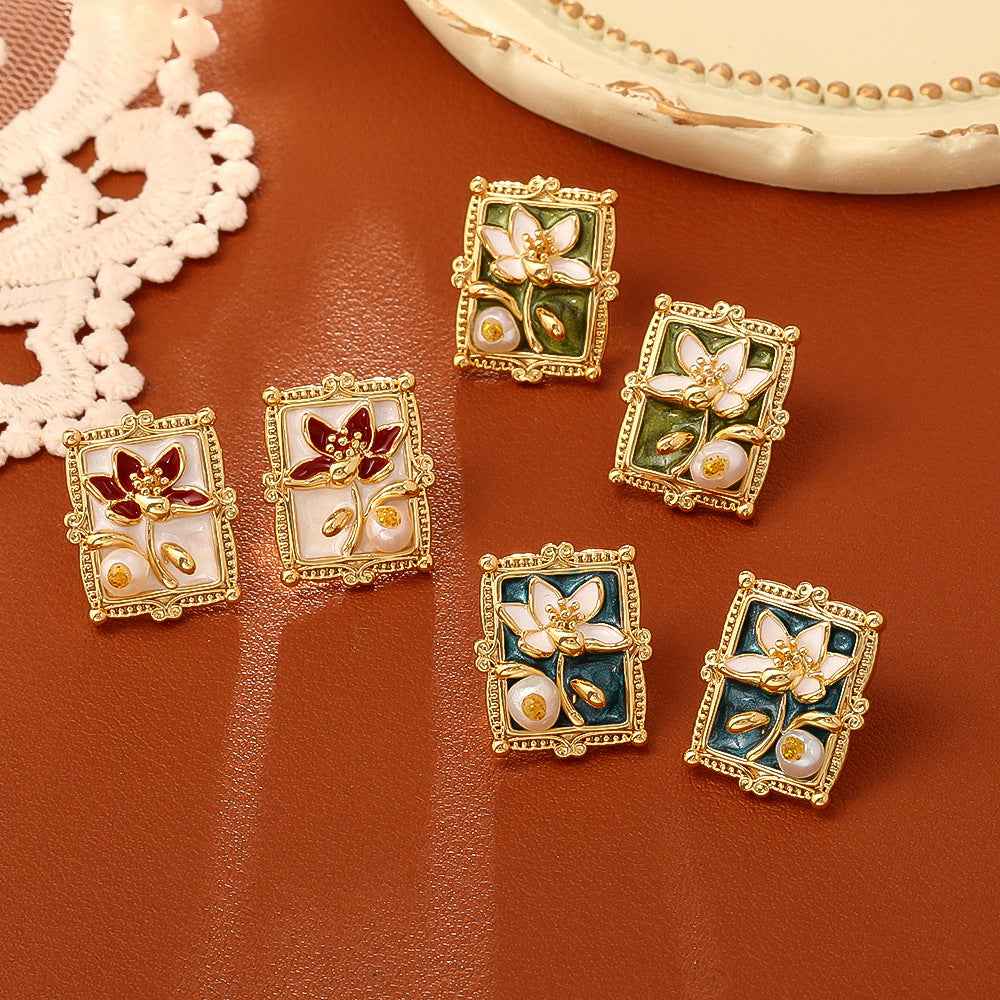 Monet Garden Inspired Vintage Natural Pearl Stud Earrings: European-American Retro Elegance, High-End Goddess-Vibe, Oil Painting Style Accessories.