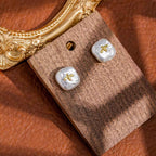 The best-selling Baroque pearl stud earrings S925, with pure silver needles, feature a fashionable and niche design for commuters, giving them an irregular and high-end feel