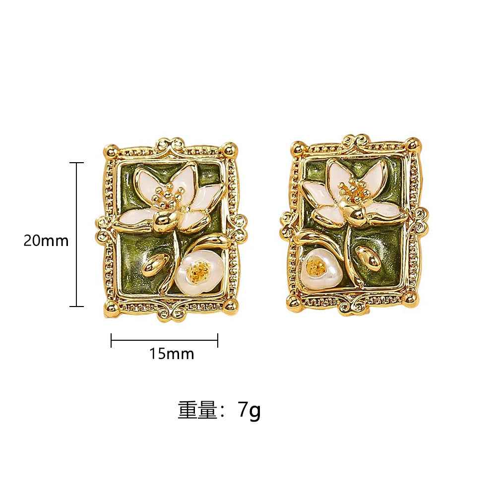 Monet Garden Inspired Vintage Natural Pearl Stud Earrings: European-American Retro Elegance, High-End Goddess-Vibe, Oil Painting Style Accessories.