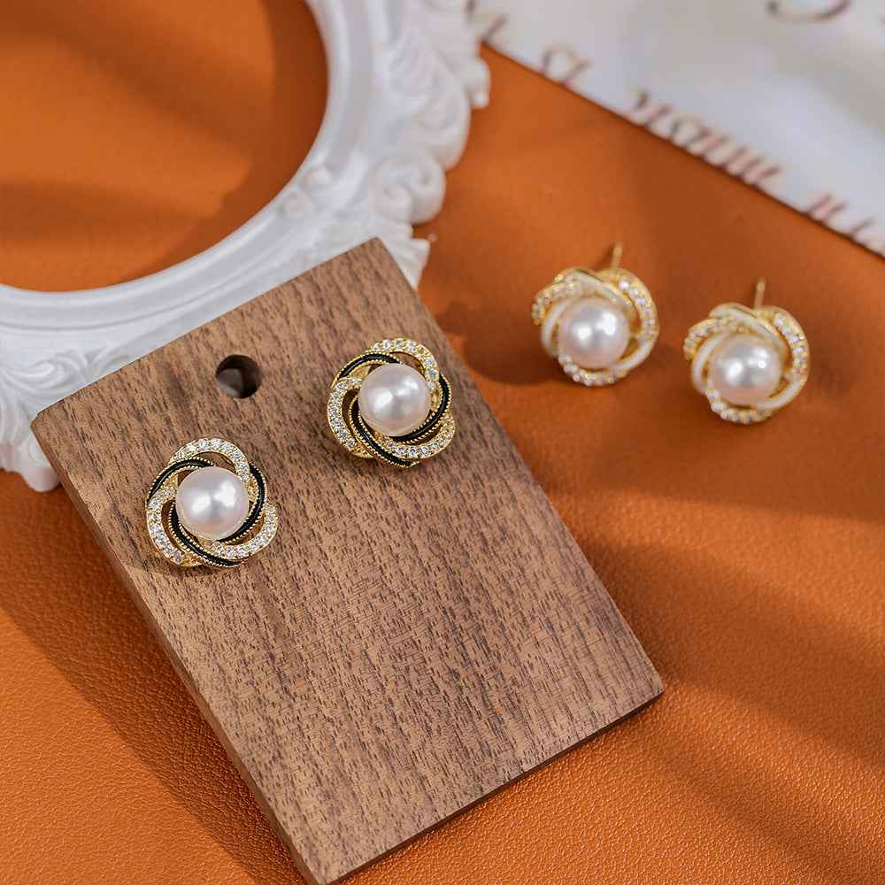 Fashionable and Delicate Earrings S925 Sterling Silver Needles with Micro-Inlaid Zirconia, Wrapped with Pearls High-End, Exquisite and Versatile Earrings, Trendy Style