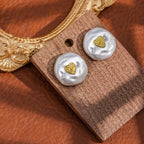 The best-selling Baroque pearl stud earrings S925, with pure silver needles, feature a fashionable and niche design for commuters, giving them an irregular and high-end feel