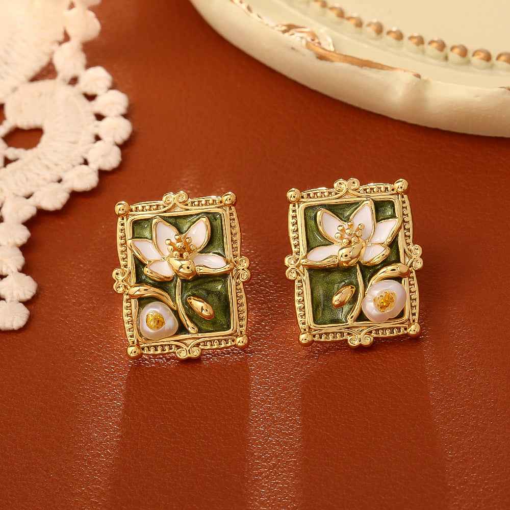 Monet Garden Inspired Vintage Natural Pearl Stud Earrings: European-American Retro Elegance, High-End Goddess-Vibe, Oil Painting Style Accessories.