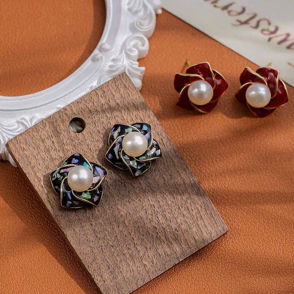 Natural Freshwater Pearl Mother - of - Pearl Stud Earrings with S925 Sterling Silver Posts: Light Luxury, Stylish, High - End, INS Style, Elegant Earrings.