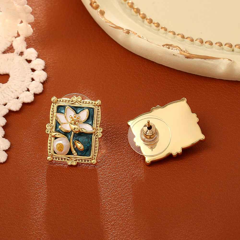 Monet Garden Inspired Vintage Natural Pearl Stud Earrings: European-American Retro Elegance, High-End Goddess-Vibe, Oil Painting Style Accessories.