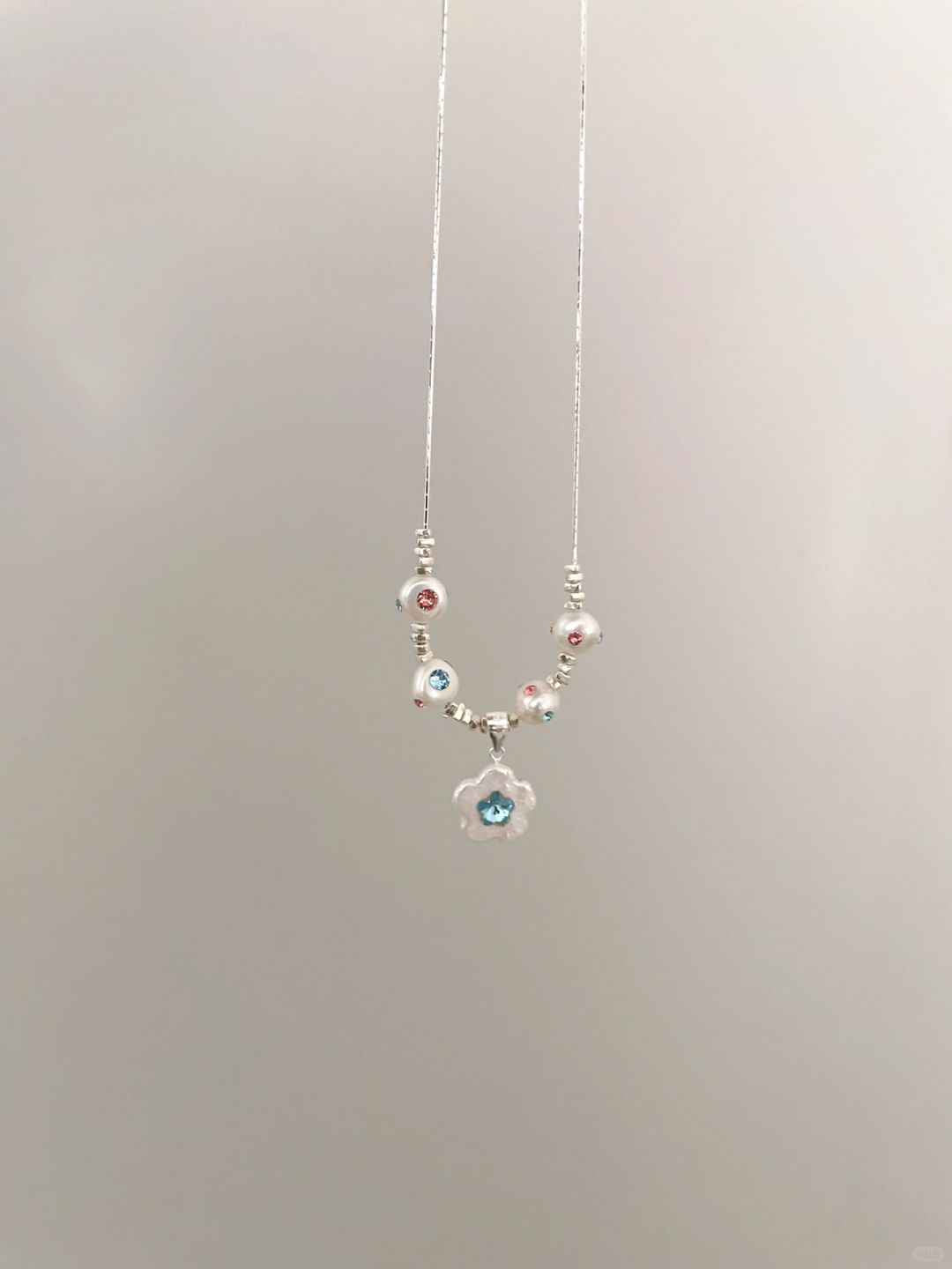 Going Viral! Flower - Pendant Pearl Necklace, with Soaring Popularity