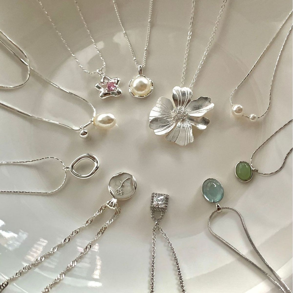 [Special Offer Products] Niche Simple Style Plain Silver Pearl Sapphire Necklace Women's ins Versatile Collarbone Chain Premium Jewelry