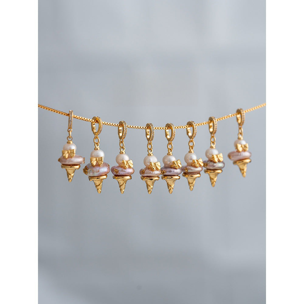 Fashion Baroque Pearl Ice Cream Buckle Pendant Necklace Women's Light Luxury Niche Design Clavicle Chain