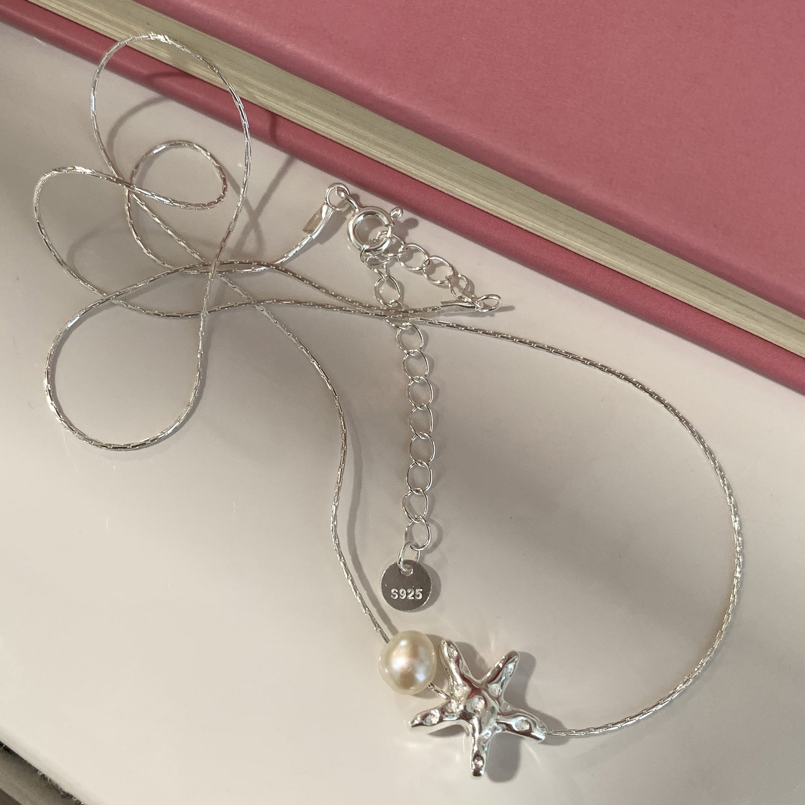 [Special Offer Products] New Silver-plated Starfish Pearl Necklace Women's Premium Design Light Luxury Small Starfish Texture Pentagram Clavicle Chain
