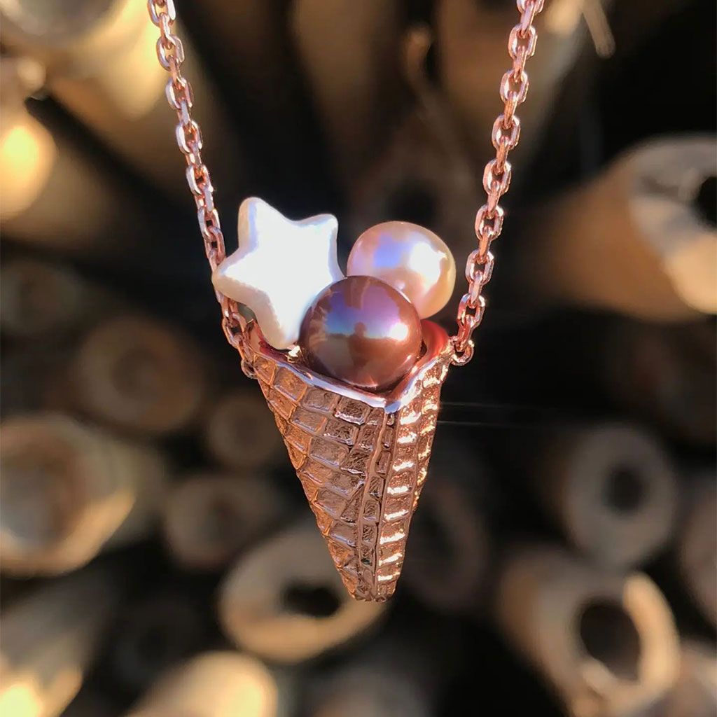 European and American summer new pearl ice cream necklace fashionable niche design sense collarbone chain vacuum plated 18K gold
