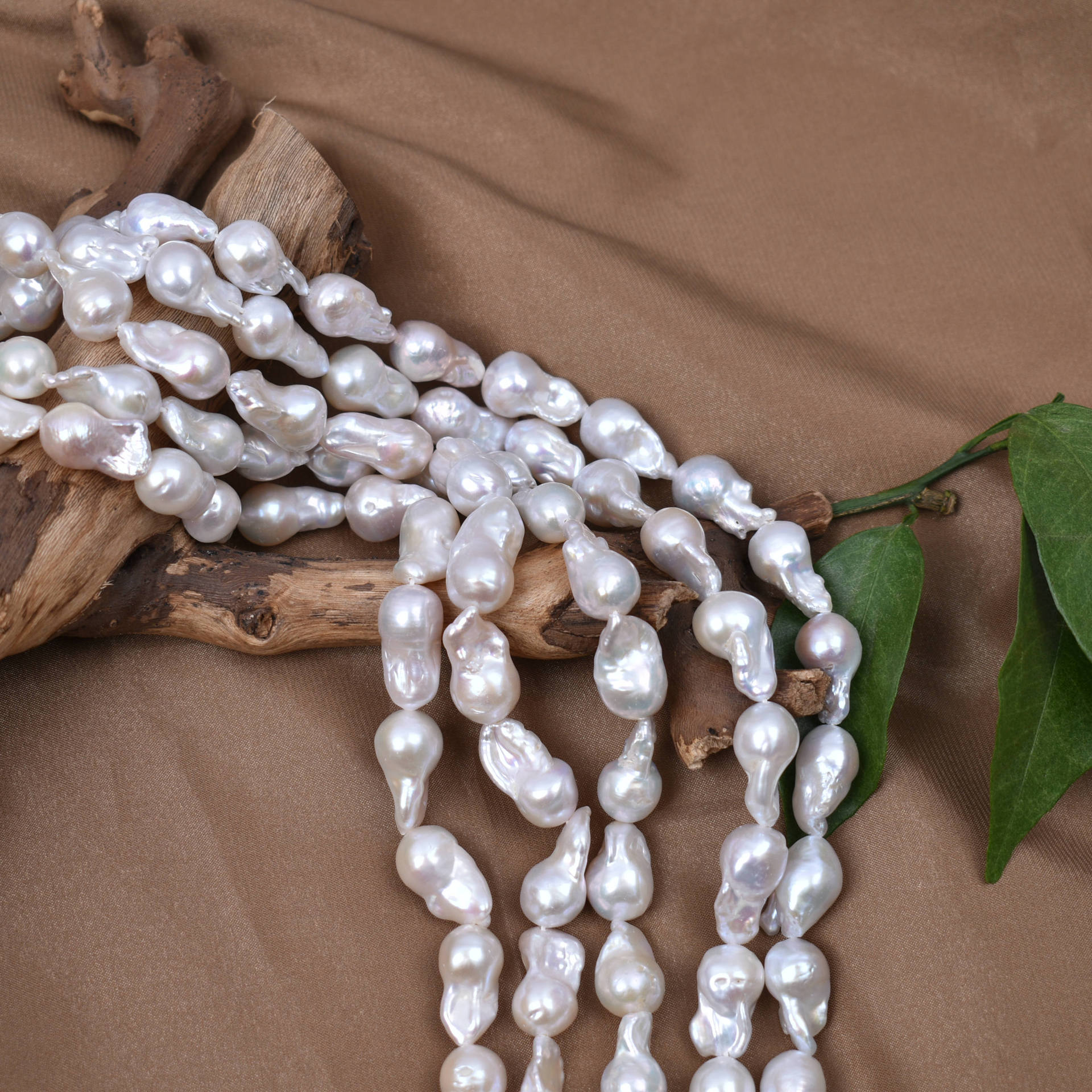 Manufacturer's new baroque mermaid pearl freshwater irregular pearl natural special-shaped fishtail loose beads