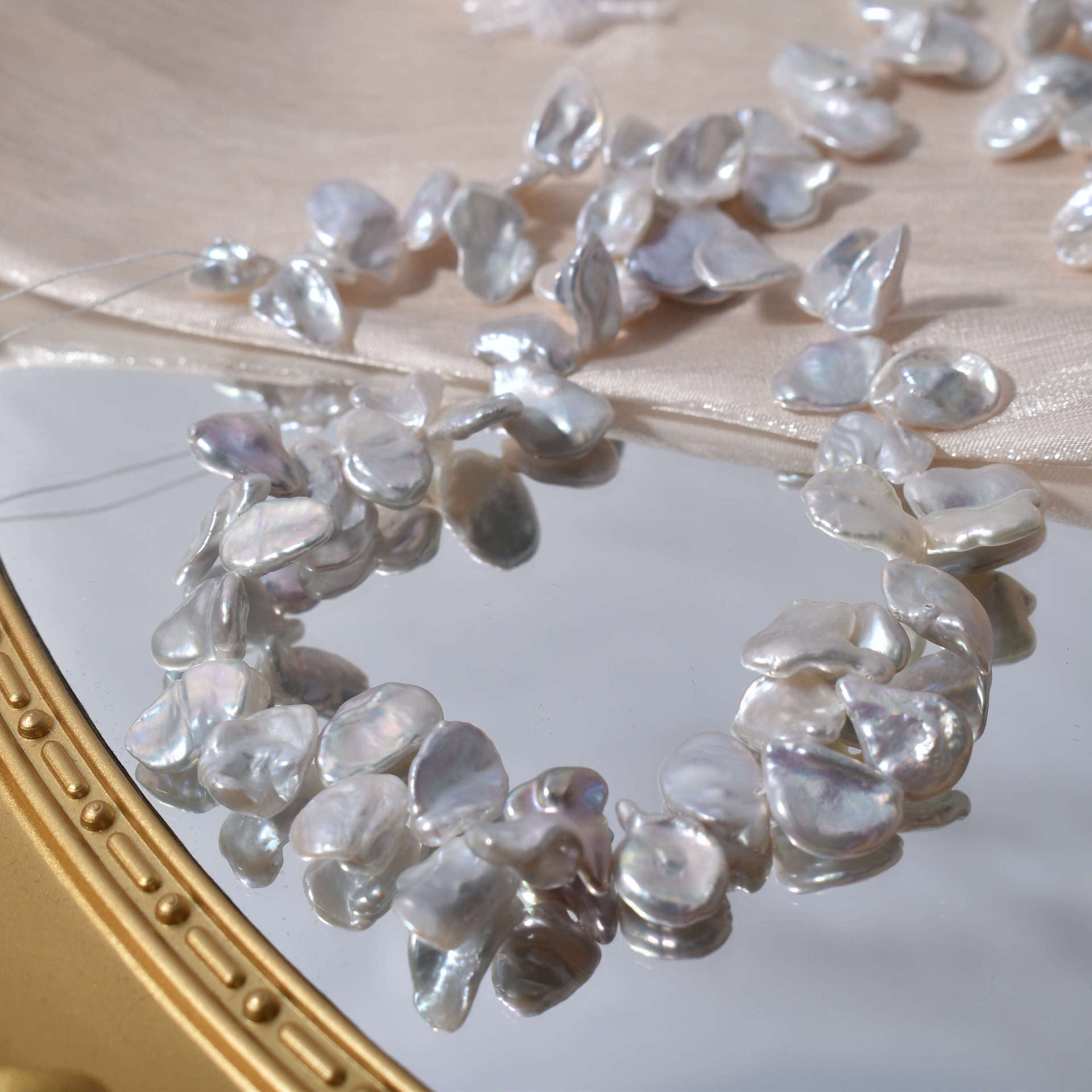 8-10Mm fine petal baroque special-shaped natural freshwater pearl irregular loose bead DIY cold light broken silver