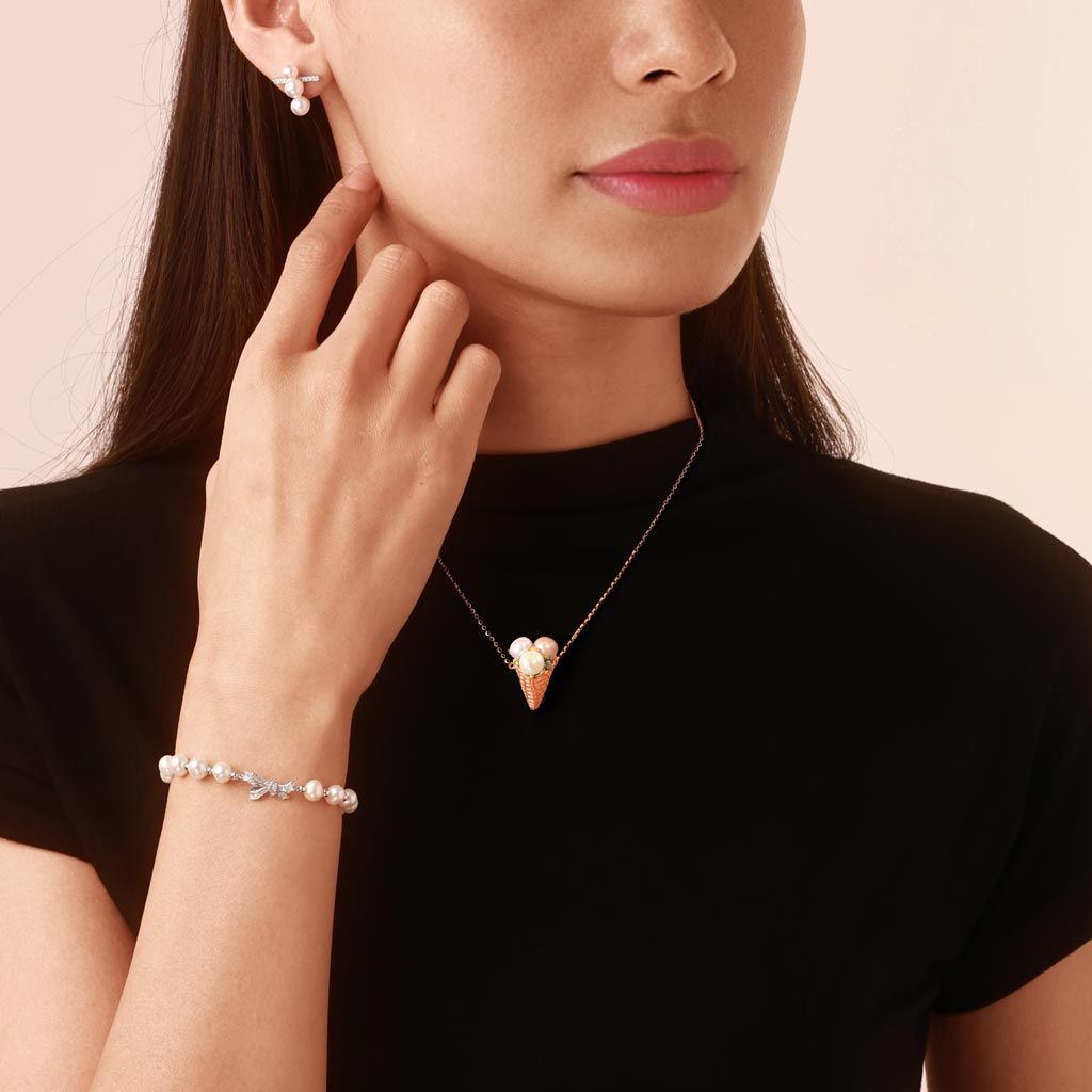European and American summer new pearl ice cream necklace fashionable niche design sense collarbone chain vacuum plated 18K gold